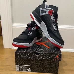 Jordan Spizike low Men's Black and Red Mid-Top Sneakers